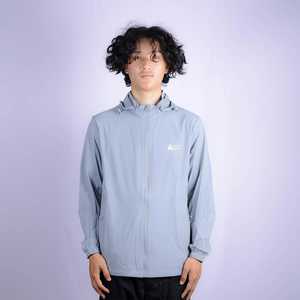 Navigate Outdoor Jackets Windcheater con características de navegación convenientes de teflón - Product Image 1