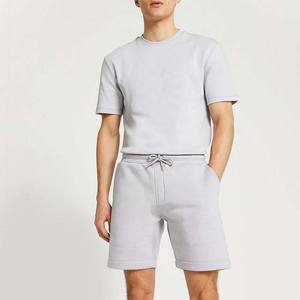 Ropa de verano para hombre, moda 2025, camisetas de manga corta, logotipo personalizado, conjunto de chándal para hombre, conjunto de camisa y conjuntos cortos, servicio OEM para hombre - Product Image 1