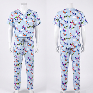 Ensemble de 3 blouses médicales en polycoton stretch 190 GSM de haute qualité, imprimé licorne, bleu, avec logo personnalisé brodé - Product Image 1