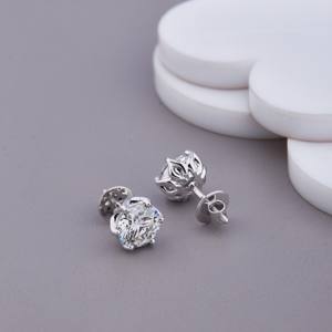 Pendientes de Diamantes Cultivados en Laboratorio con Corte Redondo, Engaste de Rosca en Oro Blanco/Amarillo/Rosa de 9K con Baño de Rodio, Lujo, Certificación IGI - Product Image 4