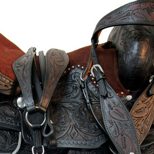 Silla de montar western de cuero premium, diseño para equitación profesional, EN VENTA - Product Image 6