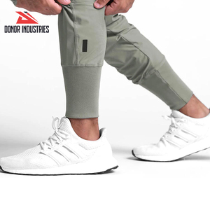 Pantalones deportivos informales para hombre superventas forro polar de algodón de primera calidad con logotipo propio ropa de calle de lona ligera - Product Image 4
