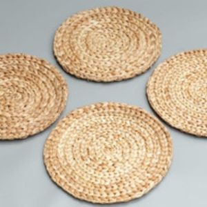 Napperon rond tissé à la main de 20cm Tapis de boisson en jacinthe d'eau naturelle - Product Image 2