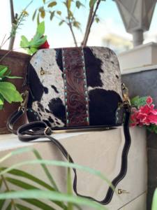 Nouveau Design Bohème Sac à Main en Cuir de Fourrure de Vachette pour Femmes Léger avec Fermeture à Glissière Lettre Décorée Grande Taille Vente Chaude - Product Image 4