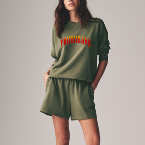 2025 logotipo impreso personalizado de talla grande 100% tela de rizo de algodón otoño ropa casual de gran tamaño 2 uds conjunto corto chándal para mujer - Product Image 1