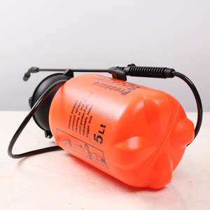 Pulverizador a Presión de 5L con Alcance Extendido para una Amplia Cobertura en Limpieza de Alta Resistencia y Operaciones de Campo, Manual - Product Image 4