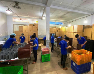 Caja de pañuelos de plástico minimalista Respetuoso con el medio ambiente Durable PP Fácil de limpiar Exportación de Vietnam Pedido a granel OEM/ODM Etiqueta privada aceptada - Product Image 6