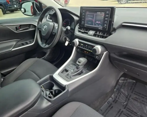 2020 T o t a R A V 4 LE - Product Image 3