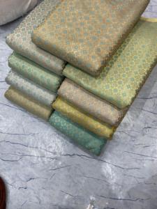 Tela Jacquard brocada versátil para tapicería de ropa y proyectos artesanales Textil Premium con opciones de personalización - Product Image 2