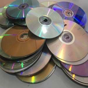 CD/<span class=keywords><strong>DVD</strong></span> PC de haute qualité, métallisés et transparents, disponibles en vrac à vendre à prix avantageux pour le recyclage - Product Image 1