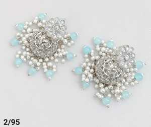 Boucles d'oreilles Jhumka rose bébé plaqué argent | Bijoux de mode indiens traditionnels pour femmes | Boucles d'oreilles ethniques en gros - Product Image 3