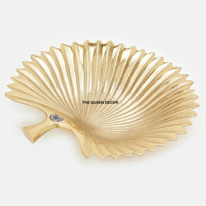 Bol en verre de haute qualité en aluminium, design floral unique, finition dorée antique, trois bols de service, petit bol - Product Image 2