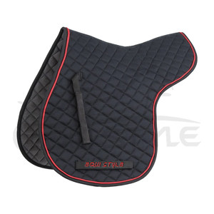 Numnahs de doma negra para caballos, almohadillas acolchadas de algodón con logotipo personalizado multiusos, proveedor mayorista en Pakistán - Product Image 1