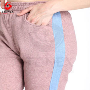 Low MOQ Gym Tops Abrigos deportivos con capucha y bolsillo para mujeres Sudadera con capucha de manga larga con cremallera completa Fitness - Product Image 5