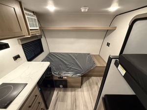 Remolque Teardrop Expandible, Ligero y Plegable, Impermeable, para 4 Personas, Ideal para Viajes y Campamentos, a Buen Precio - Product Image 2