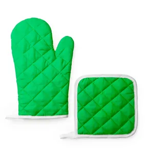 Set da Cucina Personalizzato Nigella con Guanti da Forno, Inclusi Poggiapentole e Guanti - Product Image 1