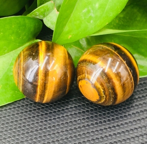 Sphère d'oeil de tigre, sphère en cristal naturel, œil de tigre, sphère de pierre précieuse Reiki, mariage folklorique, Art de facturation, Style décoratif - Product Image 3