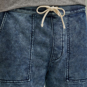 Pantalones cortos de lavado ácido para hombres, pantalones cortos transpirables de estilo único en el mejor material, pantalones cortos para hombres hechos por Isha Industry - Product Image 4