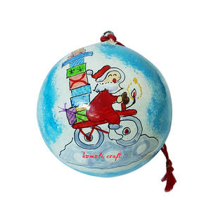 Adorno navideño de madera con corazón negro Floral, decoración de papel pintada a mano para colgar en el árbol, regalo de vacaciones o decoración del hogar - Product Image 6