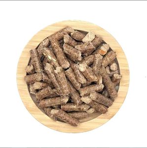 Pellets de madera empaquetados de 15kg, biomasa de 6mm de diámetro de fábrica de Alemania para sistemas de calefacción, aserrín, astillas de leña - Product Image 4