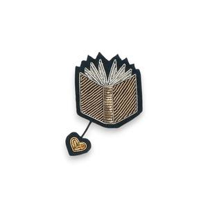 Broche FUNKY JERSEY bordado a mano y broche de moda con cuentas de alambre de lingotes - Product Image 2