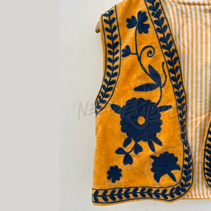 Best Selling Sleeveless Women Vest & Waistcoat Warm Quilted Vest for Outdoor Wear From Pakistan Manufacturer's - Product Image 4