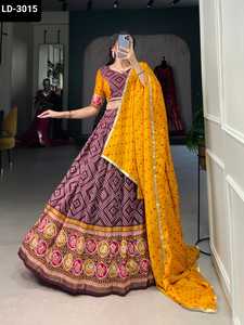 ชุดเดรสผ้าไหมทัสซาร์พร้อมพิมพ์ bandhej และ patola ด้วยกระดาษฟอยล์ทำงาน lehenga choli กับชุด dola Silk dupatta - Product Image 6