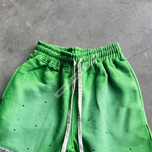 Private Label Custom <b>Sweat</b> <b>Shorts</b> 100% Cotton High Street Style <b>Sweat</b> <b>Shorts</b> Customizable Rhinestone Acid washed Embroidery - Product Image 3