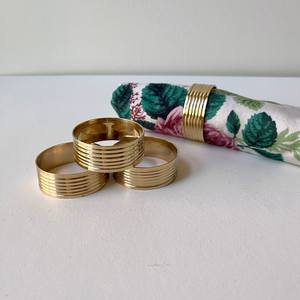 Anillo para Servilletas de Latón de Alta Calidad, Elegante, Nuevo, con Baño de Oro, Ideal para Fiestas, Hecho a Mano - Product Image 1