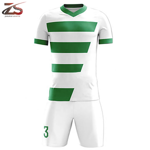 Uniforme de fútbol cómodo de diseño personalizado de la mejor calidad Uniforme de fútbol de nuevo estilo Uniforme de fútbol de mejor diseño en Pakistán - Product Image 4