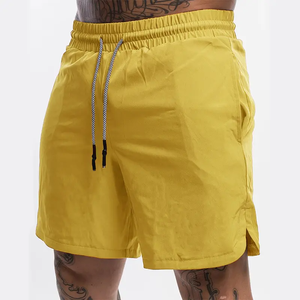 Shorts de sport respirants et à séchage rapide pour hommes, style streetwear, avec logo personnalisé KATBROS INDUSTRY, pour la gym, la natation, la plage et les sports. - Product Image 1