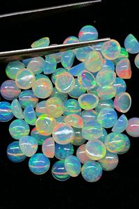 Lote de cabujón redondo de ópalo etíope, Ópalo de fuego múltiple de 4MM, cabujón de forma redonda de ópalo Welo para la fabricación de joyas - Product Image 3