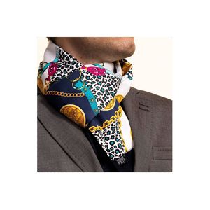 Bufanda y chal tradicional de doble cara con estampado de medallón azul marino y dorado - Product Image 2