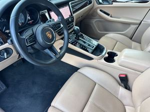 2023 POR-SCHE MACAN S AWD - Product Image 3