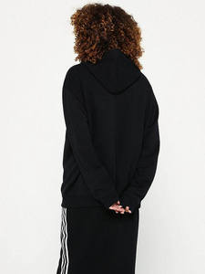 Vente chaude Drop Shoulder Dernières femmes noires essentielles sweat à capuche surdimensionné Anti-rides et respirant sweats à capuche vierges pour les femmes - Product Image 4