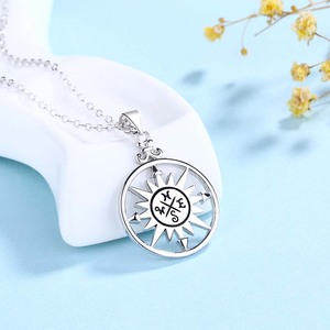 Collana con Ciondolo a Forma di Bussola in Platino, Rodio, Oro 18K, Oro Bianco, Diamanti e Zirconi, Forma Geometrica, Trendy, in Argento Sterling - Product Image 2