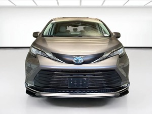 Toyota Sienna XLE 2021 Usada, Van de 8 Pasajeros, Asientos de Cuero, Transmisión Automática, en Venta - Product Image 2