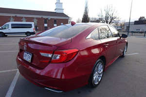 รถยนต์มือสองราคาประหยัด ปี 2020 ฮอนด้า แอคคอร์ด LX พวงมาลัยซ้าย - Product Image 5