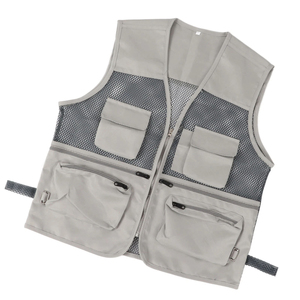 Gilet tactique avec rangement modulaire Ajustement réglable Maille respirante et construction en tissu robuste - Product Image 3