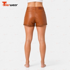 Shorts en cuir PU marron taille haute pour femme, cinq poches, fermeture boutonnée, décontracté, couleur unie, coupe droite, tissu tissé - Product Image 3