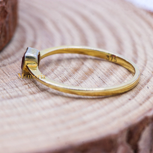 Memoria Jewels Natural Square Shape Ruby Gemstone for Certified Bezel Set Romantic 9k Solid Yellow Gold Handmade Women's Rings - Product Image 5