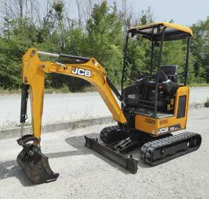Mini-excavatrice JCB 18Z-1 de 1,8 tonne à rotation zéro, hydraulique diesel, compacte, pour travaux de construction - Product Image 1