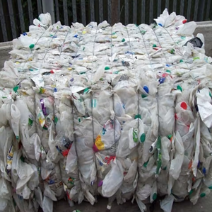 Déchets de bouteilles de lait en plastique HDPE pour le recyclage - Product Image 6