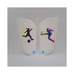 Equipo de protección de jugador de fútbol femenino de alto nivel Tipo 12 espinilleras que cumplen con altos estándares - Product Image 1