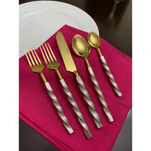 ชุดเครื่องใช้บนโต๊ะอาหารสีทองแบบทำด้วยมือสไตล์อิตาเลียนพร้อมด้ามจับขัดเงาสีเงินชุดช้อนที่ใช้บนโต๊ะอาหารสำหรับงานปาร์ตี้ - Product Image 4