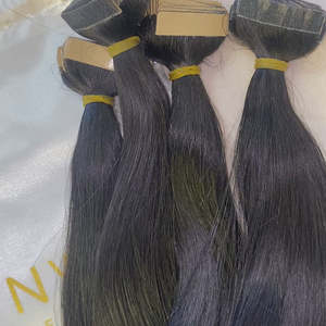 100% Raw Camboyan Natural Ondulado Templo Indio Dibujado Individual 8 "a 30" Disponible en Stock Paquete de cabello alineado con cutícula de densidad gruesa - Product Image 1