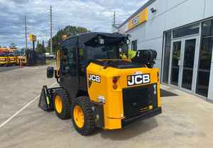 Minicargadora JCB 215 Nueva, Cargadora de Tractor con Cilindro Hidráulico Bosch, Motor Kohler, Bomba de Motor, Caja de Cambios - Product Image 3