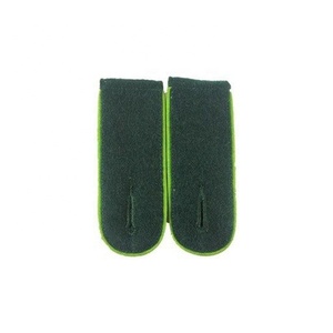 Épaulettes d'uniforme personnalisées de haute qualité avec passepoil vert prairie, épaulettes brodées de qualité supérieure - Product Image 1