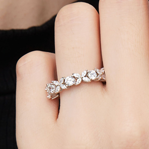 Bague de mariage classique, élégante et tendance, en argent sterling 925, avec moissanite multicolore en forme de papillon et trèfle à quatre feuilles taillé en marquise - Product Image 6