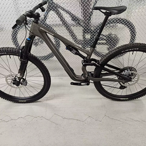 H & S 2025 SPECIALIZZED STUMPJUMPER 15 XO S3 VÉLO ÉLECTRIQUE VÉLO DE MONTAGNE HAUTE QUALITÉ NOUVEAU - Product Image 1
